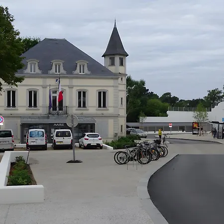 לינה וארוחת בוקר D'hotes Madan'hote