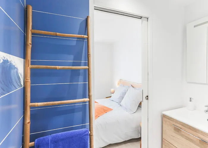 D'hotes Madan'hote ベッド・アンド・ブレックファスト カップブルトン