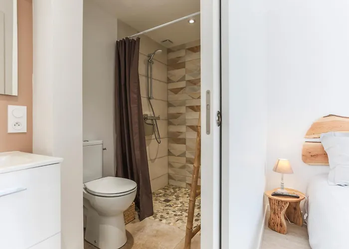 ベッド・アンド・ブレックファスト D'hotes Madan'hote 3*